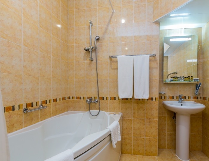 Люкс Л2м2к1,Люкс 2-местный 2-комнатный - Клинический санаторий «Металлург» Сочи