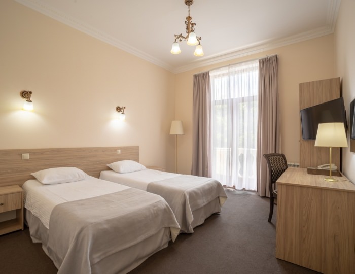 Стандарт Плюс 2-местный 1-ком 1К2м1к1п - Клинический санаторий «Металлург» Сочи