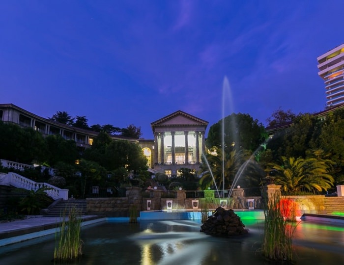 Внешний вид и территория - Клинический санаторий «Металлург» Сочи